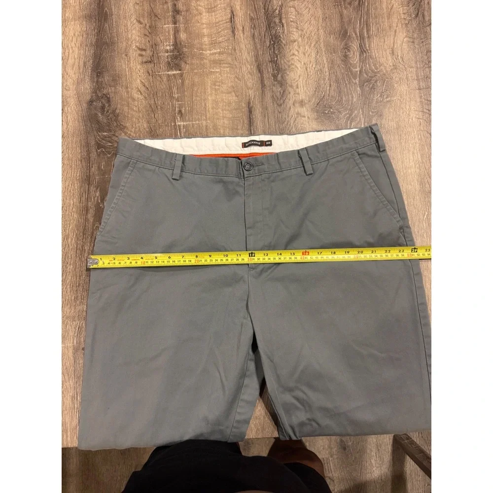 Dockers D3 Classic Fit Gray Chino Pants Mens 42x30 Flat Front Trousers